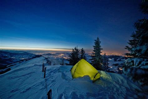 national geographic slaapzak|Kampeerrevolutie: tent, slaapzak én matje ineen